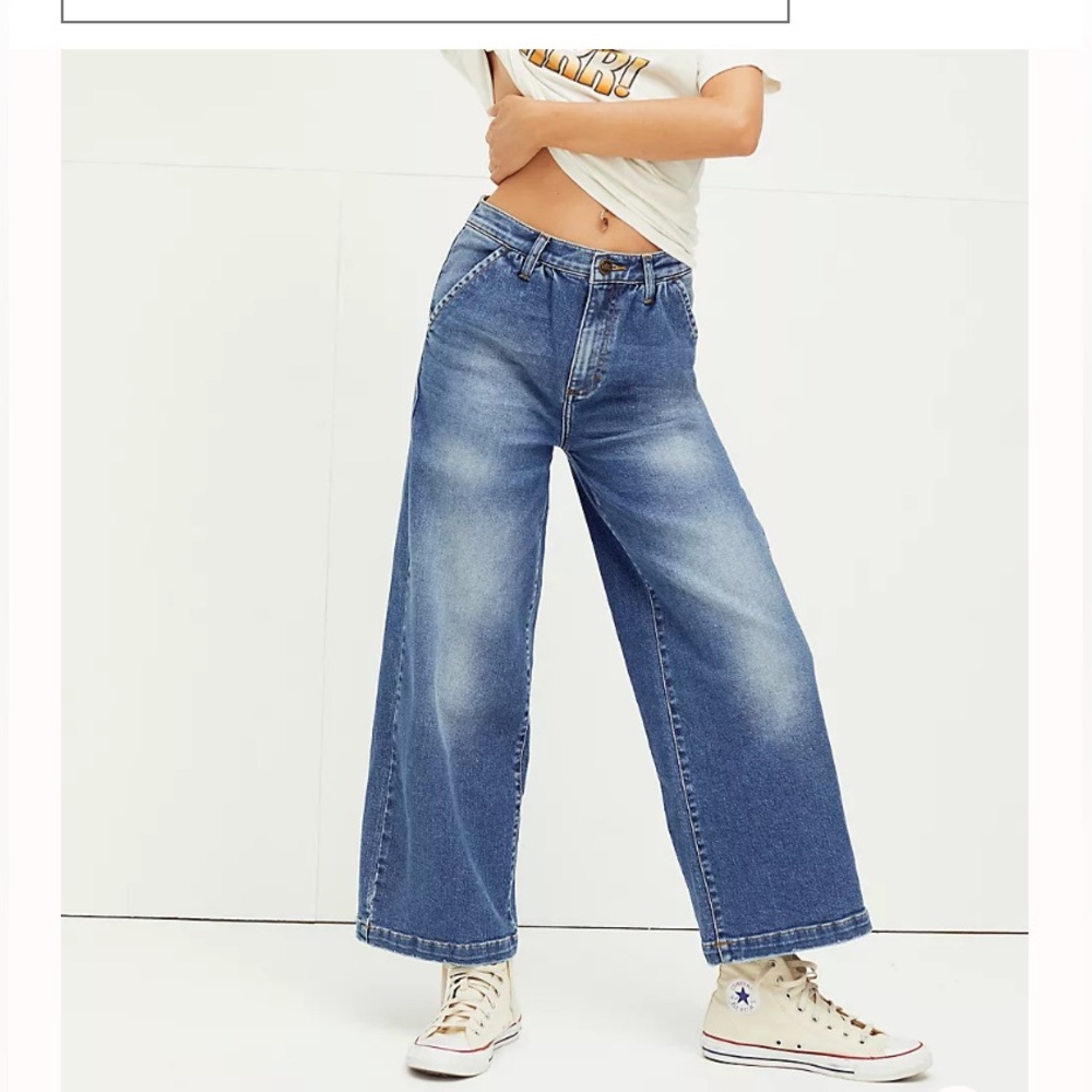 Lee High Rise Pleated Waist Wide Leg Cropped Jeans Lawrence Wash NWT size 25